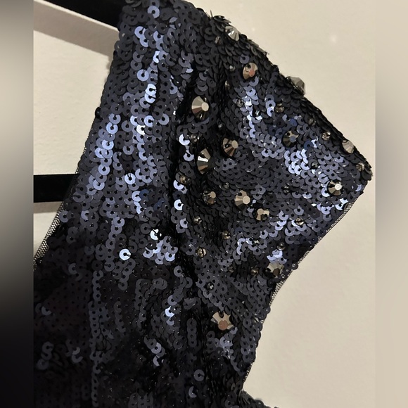 Kay Unger Navy Blue Sequin Formal Gown | Cap Sleeve | Scoop Neck | Sz 16 | A06 - Picture 4 of 12